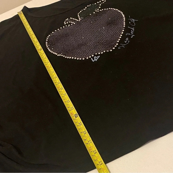 LANE BRYANT Graphic “Apple-New York” Studs Cap Sleeve 22/24 Gathered Sides Black - Picture 8 of 8